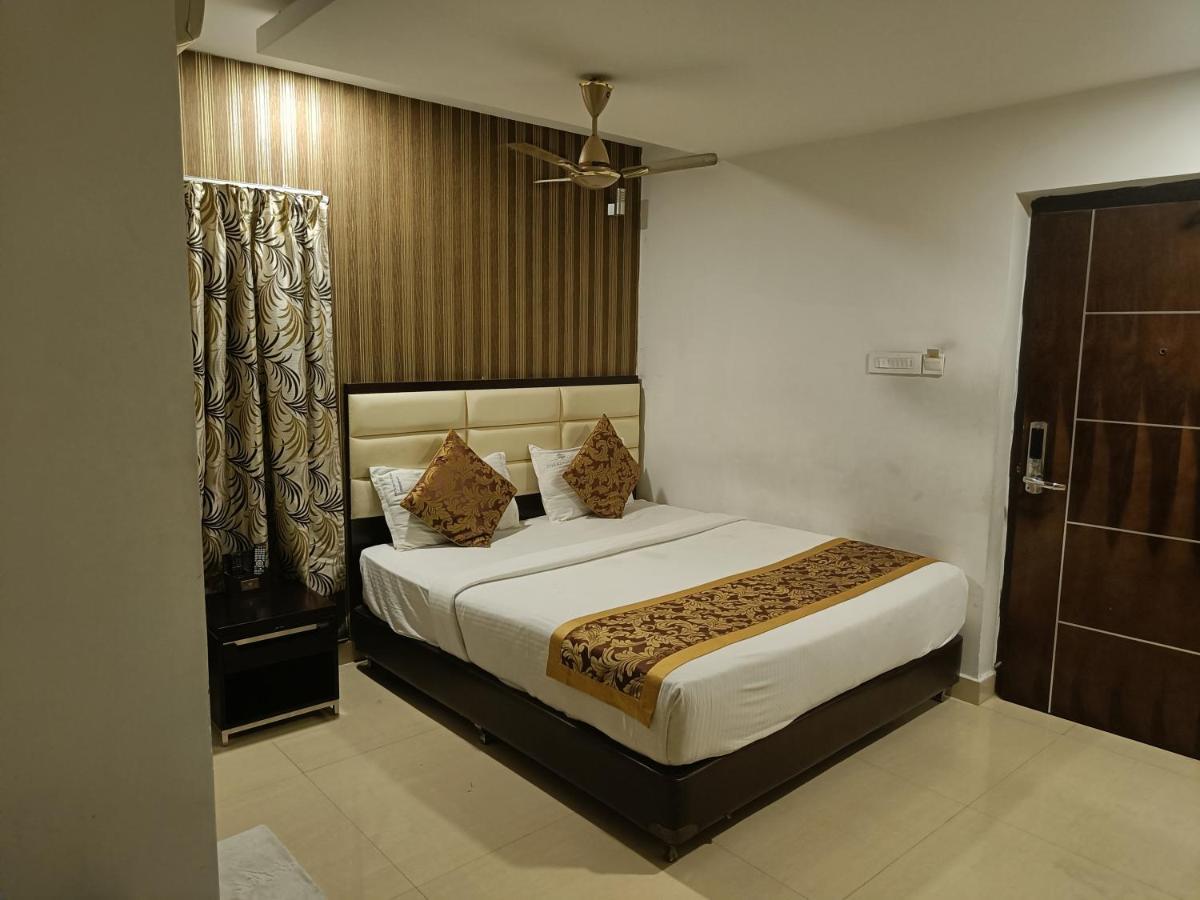 The Kings Park Residency Hotel Chennai Exterior photo